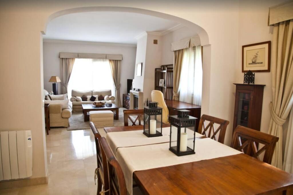 Casa Pinsa - Grosszuegiges Mediterran-Stilvolles Ferienhaus Mit Eigenem Pool In Puig De Ros Llucmajor  Buitenkant foto