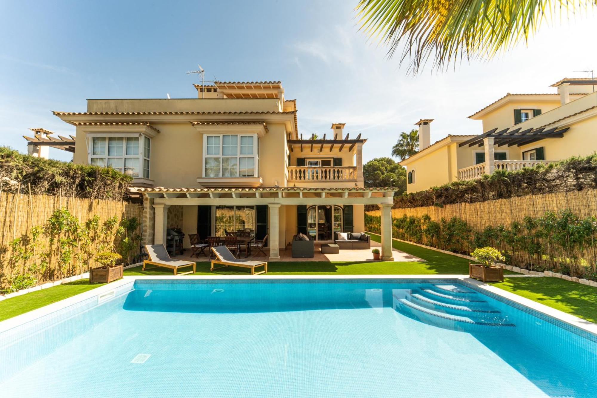 Casa Pinsa - Grosszuegiges Mediterran-Stilvolles Ferienhaus Mit Eigenem Pool In Puig De Ros Llucmajor  Buitenkant foto